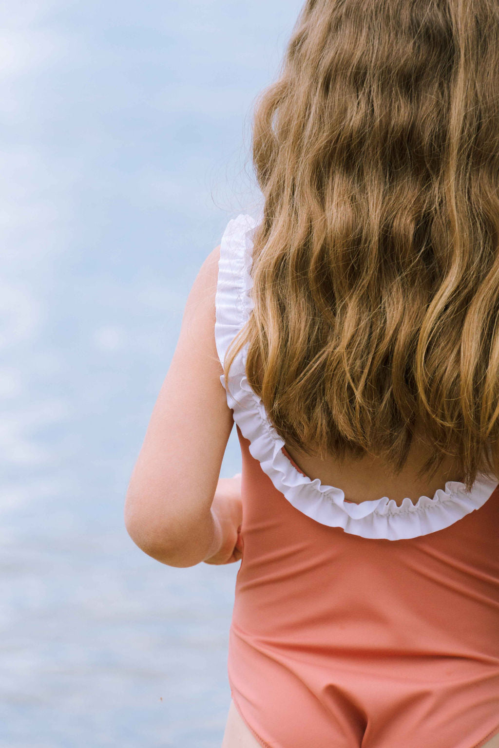 Maillot de bain une pièce fille à volants | GAIABELA
